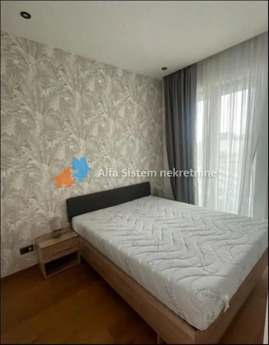 Izdavanje, dvosoban stan, 50m², Stari Grad, Beograd