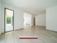 Prodaja, kuća, 520m², Muo, Kotor - image 23