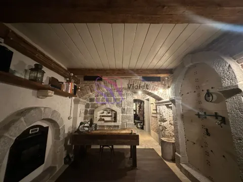 Rent, office space, 42m², Centar, Podgorica - image 12