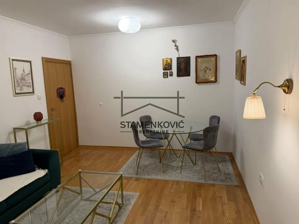 Izdavanje, dvosoban stan, 57m², Sajam, Novi Sad Sve Podlokacije