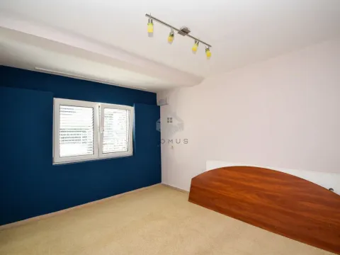 Izdavanje, jednosoban stan, 65m², Gorica C, Podgorica - image 10