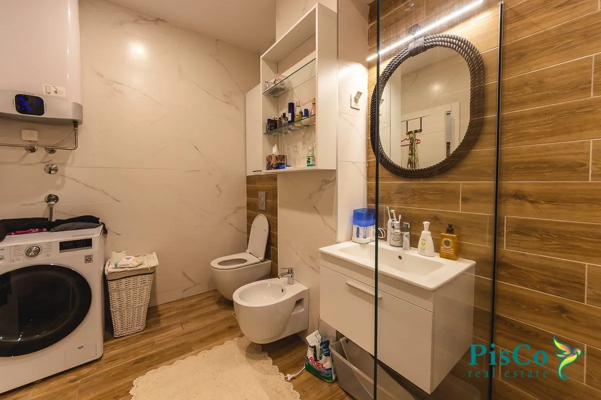 Prodaja, dvosoban stan, 94m², Preko Morače, Podgorica
