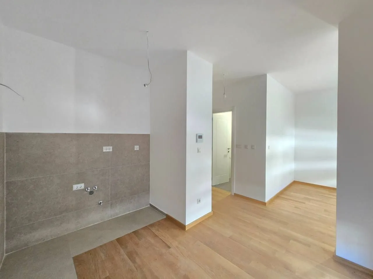 Prodaja, garsonjera, 29m², Bečići, Budva