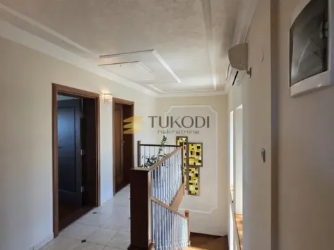 Sale, house, 400m², Sremska Kamenica, Petrovaradin - image 16