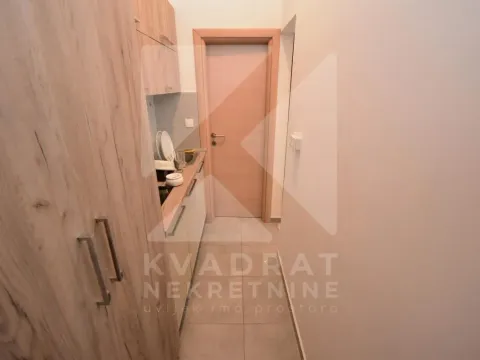 Rent, office space, 30m², Momišići, Podgorica - image 7