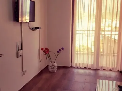 Prodaja, kuća, 617m², Šušanj, Bar - image 10