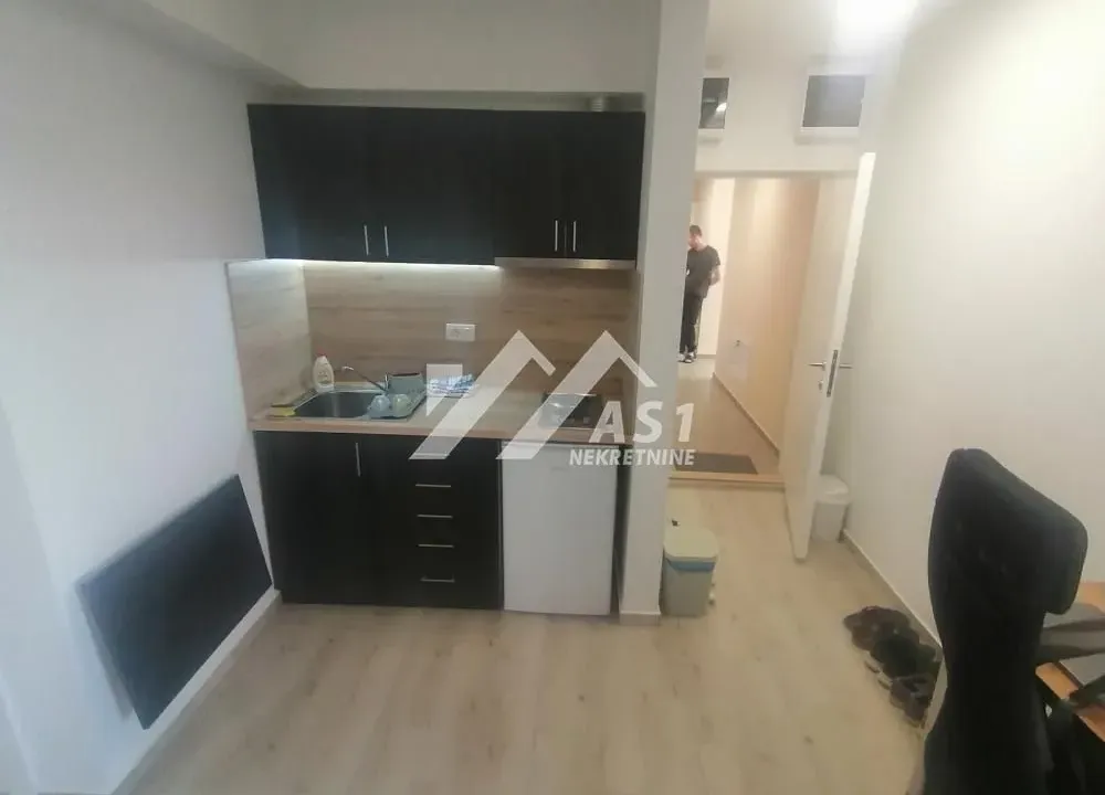 Izdavanje, jednosoban stan, 40m², Novi Sad Sve Podlokacije, Novi Sad