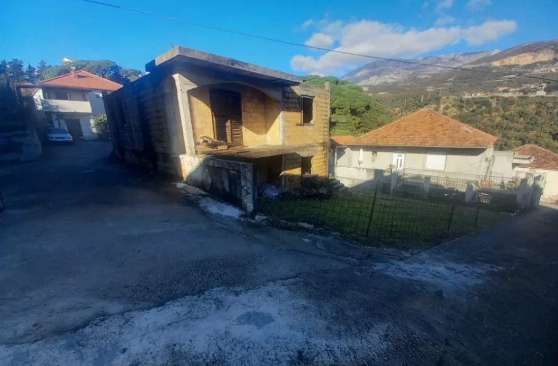 Sale, house, 148m², Srbina, Herceg Novi