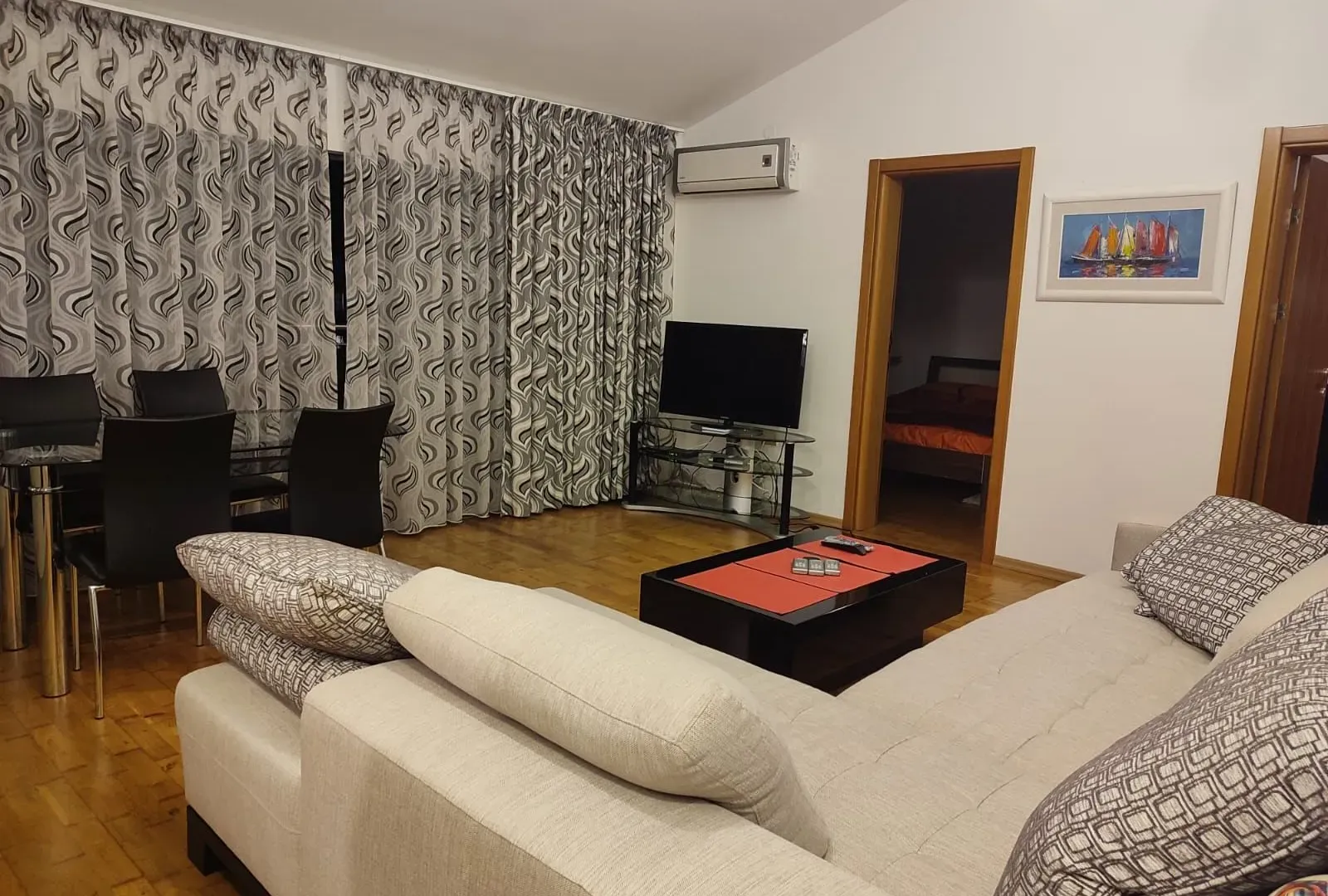 Prodaja, jednosoban stan, 66m², Petrovac, Budva