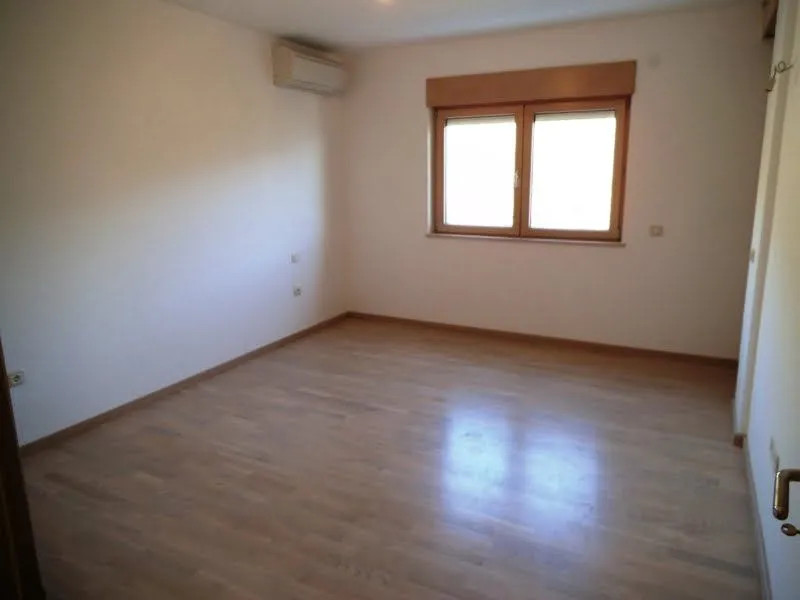 Sale, apartment, 1150m², Bečići, Budva