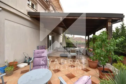 Rent, house, 300m², Ibričevina, Podgorica - image 29