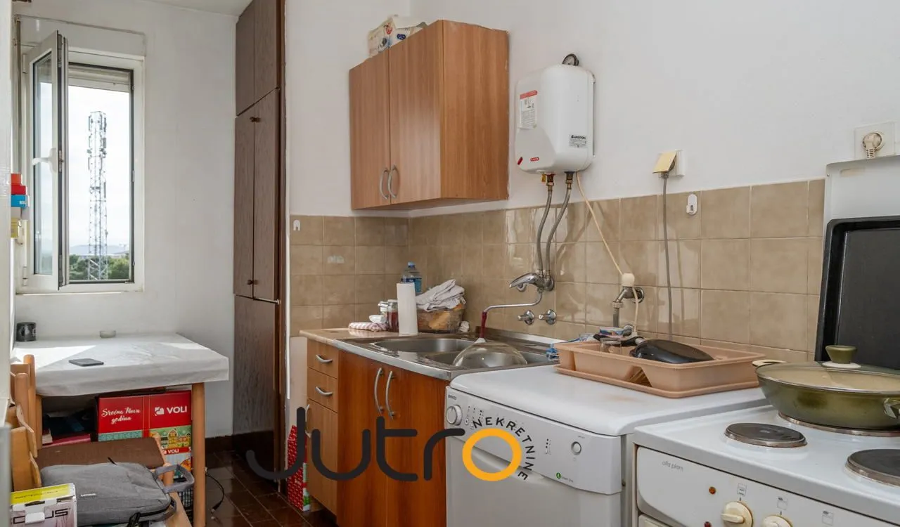 Izdavanje, jednosoban stan, 45m², Blok 6, Podgorica