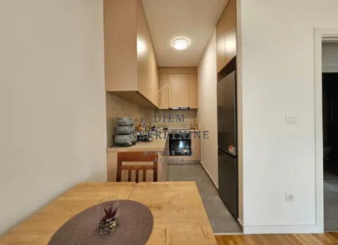 Rent, one bedroom apartment, 44m², Šušanj, Bar - image 15