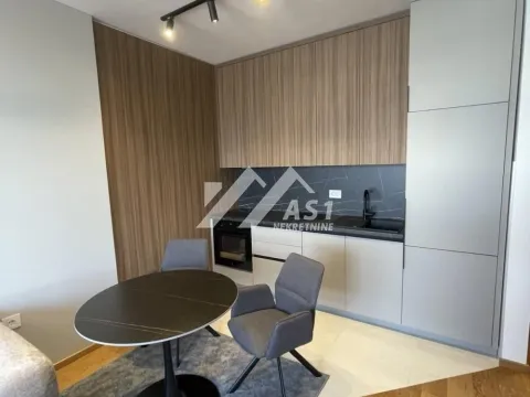 Izdavanje, dvosoban stan, 42m², Centar, Novi Sad - image 6