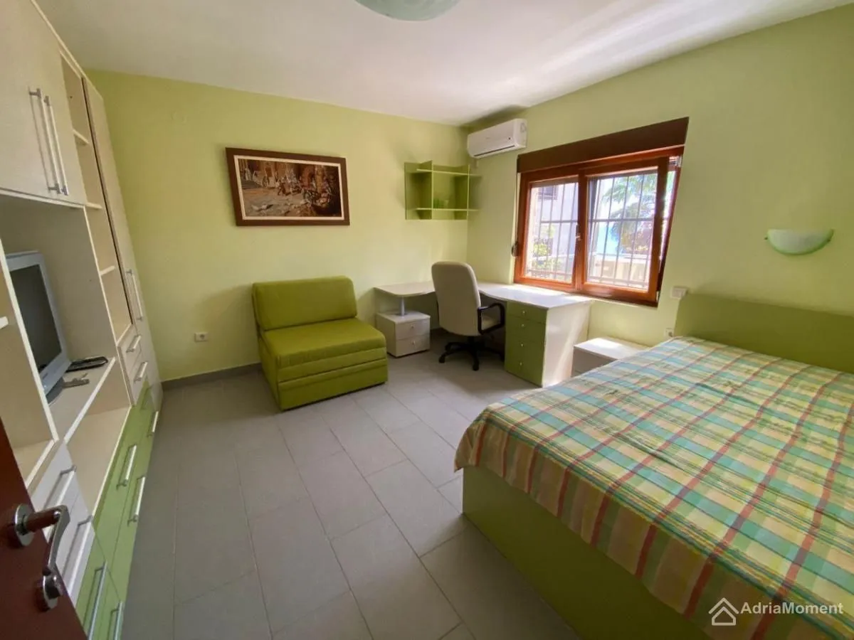 Sale, house, 217m², Petrovac, Budva