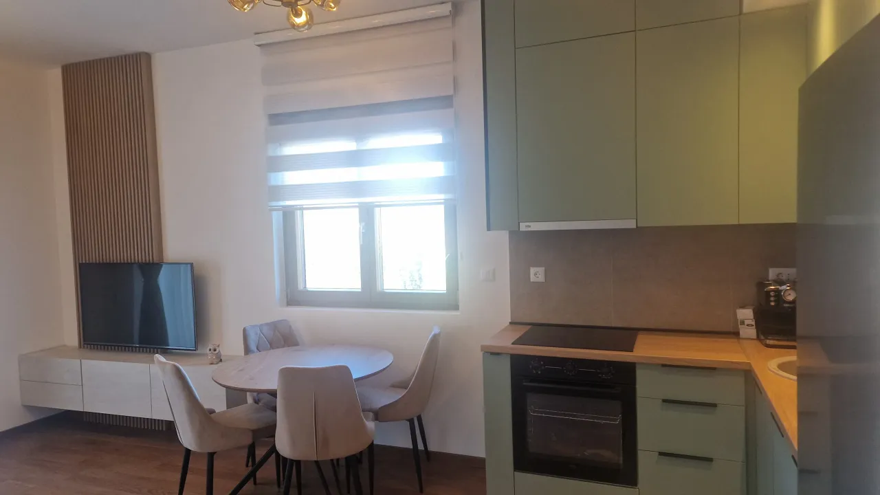 Izdavanje, jednosoban stan, 43m², Vezirov Most, Podgorica