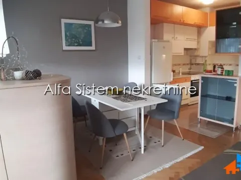 Stan in Novi Beograd Blok 22