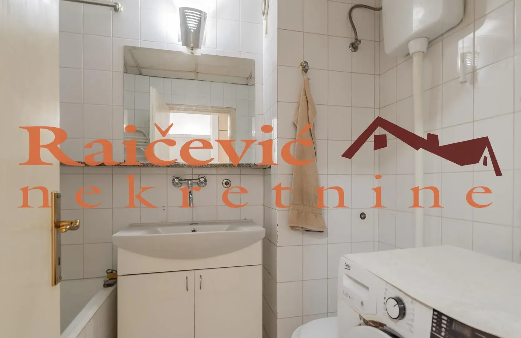 Sale, four bedroom apartment, 93m², Karaburma, Palilula Sve Podlokacije