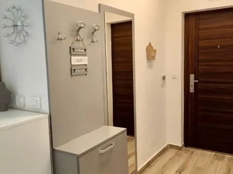 Sale, one bedroom apartment, 35m², Bečići, Budva - image 4