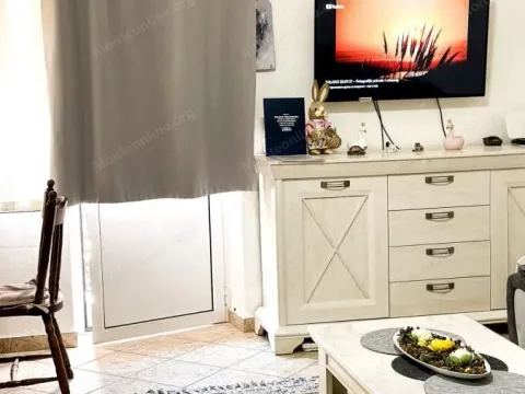 Prodaja, dvosoban stan, 60m², Škaljari, Kotor - image 3