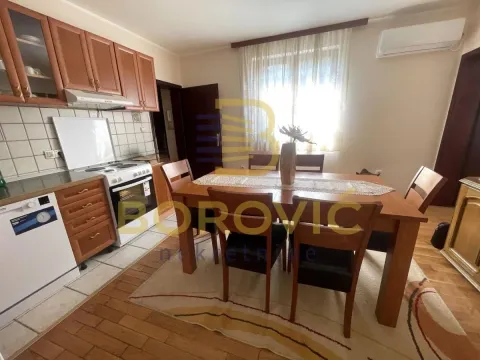 Rent, house, 80m², Surčin, Beograd - image 5