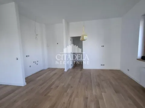 Sale, four bedroom apartment, 125m², Banovo Brdo, Beograd
