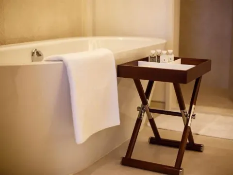 Prodaja, jednosoban stan, 83m², Porto Montenegro, Tivat - image 8