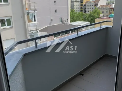 Rent, office space, 90m², Bulevar Oslobodjenja, Novi Sad Sve Podlokacije - image 10