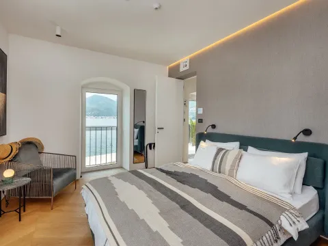 Izdavanje, kuća, 170m², Donja Lastva, Tivat - image 18