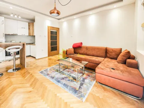 Rent, one bedroom apartment, 45m², Blok 9, Podgorica - image 3