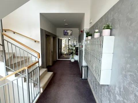 Rent, one bedroom apartment, 44m², City Kej, Podgorica - image 3