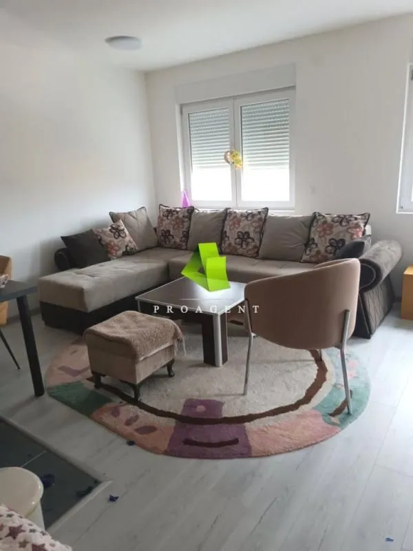 Izdavanje, stan, 33m², Pantelej, Niš