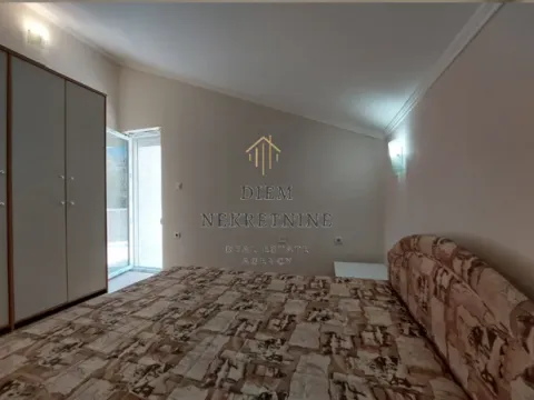 Rent, two bedroom apartment, 70m², Škaljari, Kotor - image 4