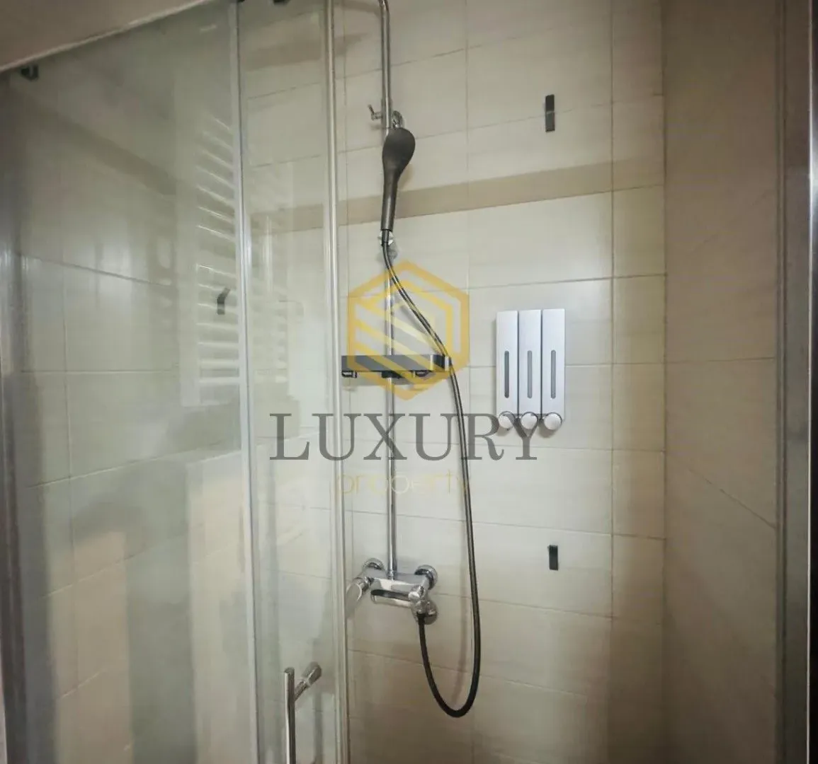 Izdavanje, jednosoban stan, 53m², City Kvart, Podgorica