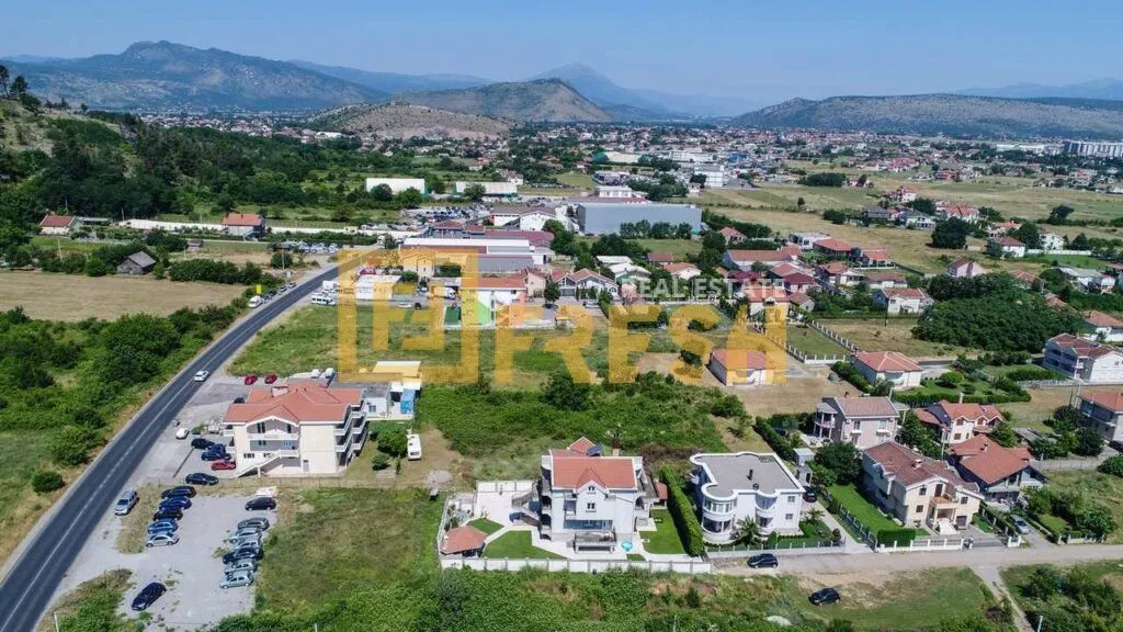 Prodaja, kuća, 550m², Zabjelo, Podgorica