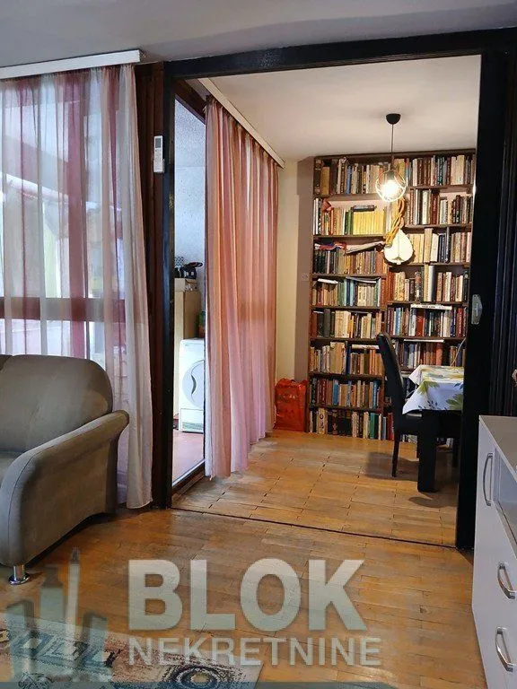 Prodaja, dvosoban stan, 80m², Blok 5, Podgorica