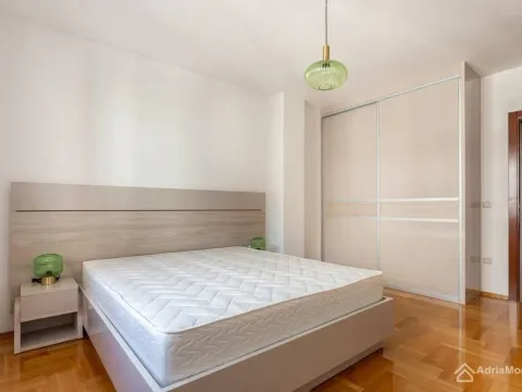 Prodaja, dvosoban stan, 95m², Bečići, Budva - image 5