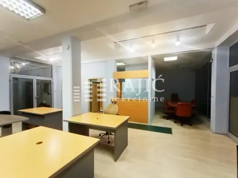 Rent, office space, 145m², Slavija, Vračar Sve Podlokacije - image 2