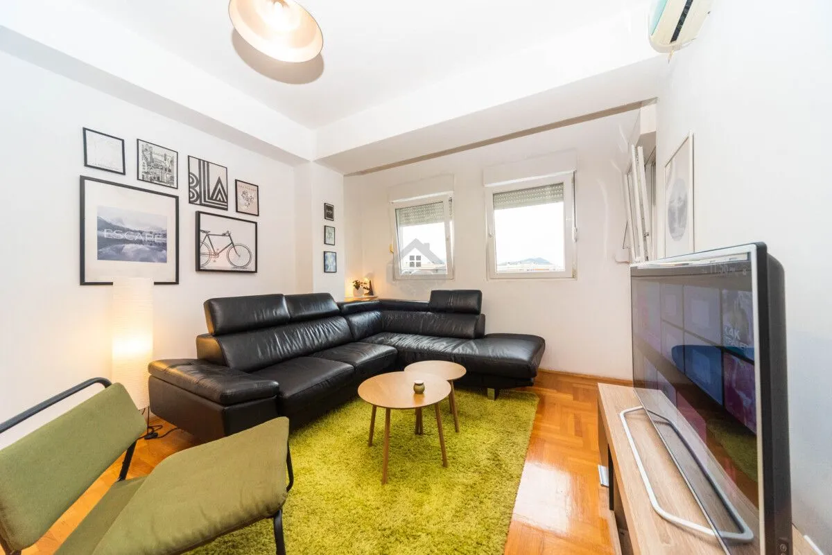 Izdavanje, jednosoban stan, 52m², City Kvart, Podgorica