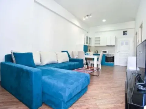 Izdavanje, jednosoban stan, 45m², Centar, Budva - image 2