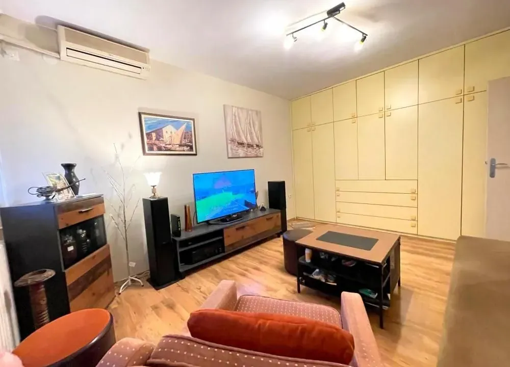 Sale, two bedroom apartment, 48m², Julino Brdo, Beograd