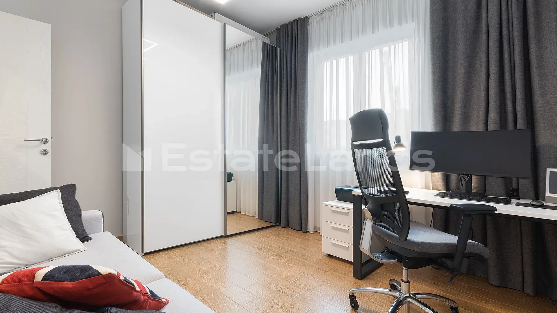 Sale, two bedroom apartment, 81m², Bečići, Budva