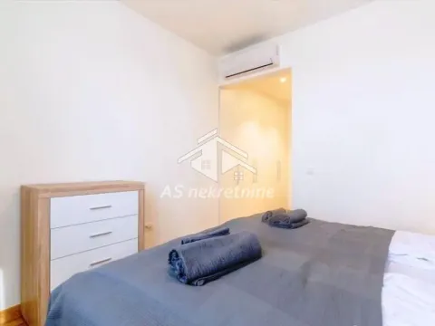 Rent, three bedroom apartment, 86m², Savski Venac, Beograd - image 17