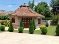 Izdavanje, kuća, 250m², Tološi, Podgorica - image 2