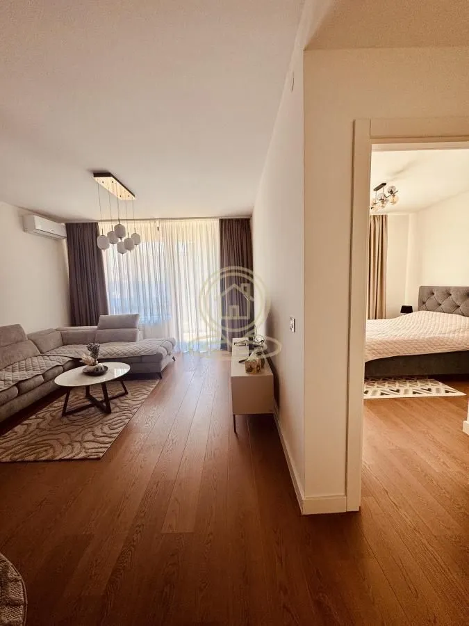 Izdavanje, dvosoban stan, 55m², Savski Venac, Beograd