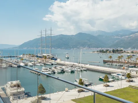 Sale, one bedroom apartment, 68m², Porto Montenegro, Tivat - image 9