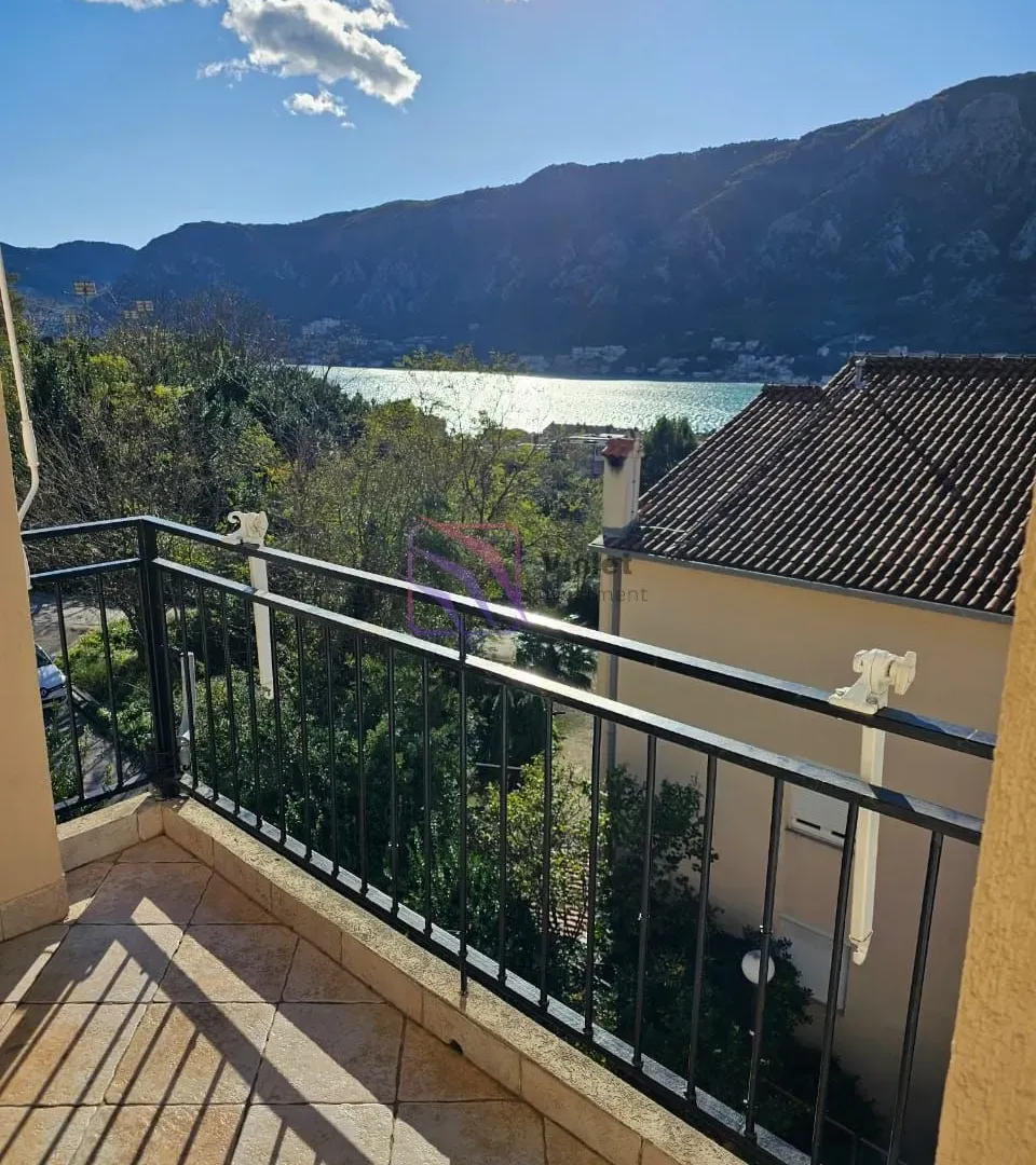Prodaja, trosoban stan, 88m², Podgorica, Crna Gora