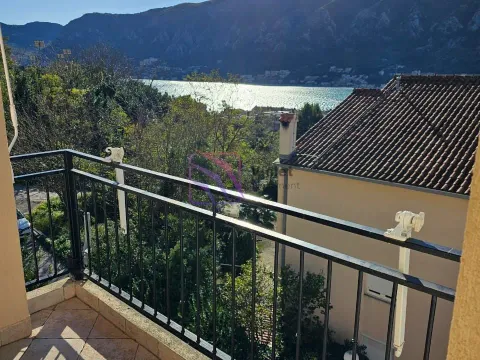 Prodaja, trosoban stan, 88m², Podgorica, Crna Gora - image 10