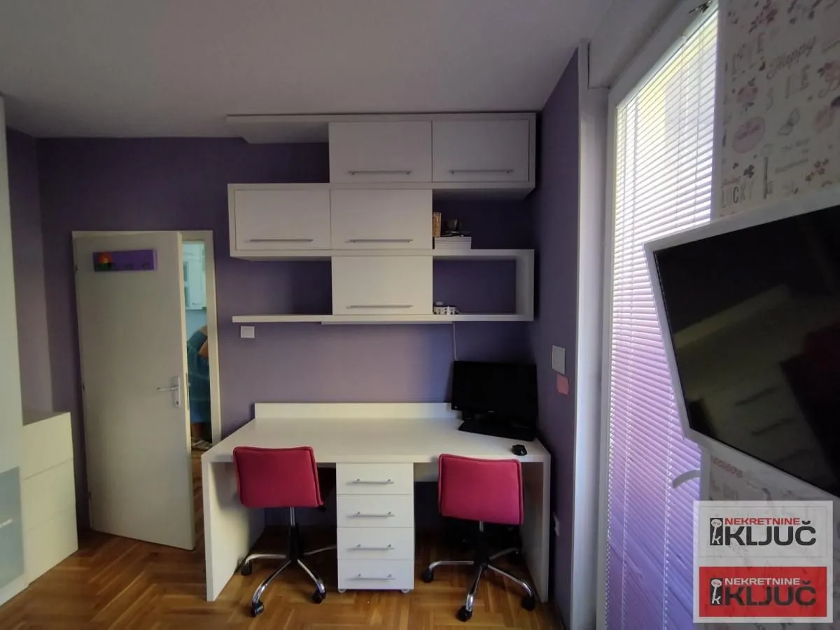 Izdavanje, dvosoban stan, 55m², Novo naselje, Novi Sad