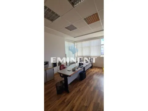 Izdavanje, poslovni prostor, 650m², Nova Pazova, Stara Pazova - image 7